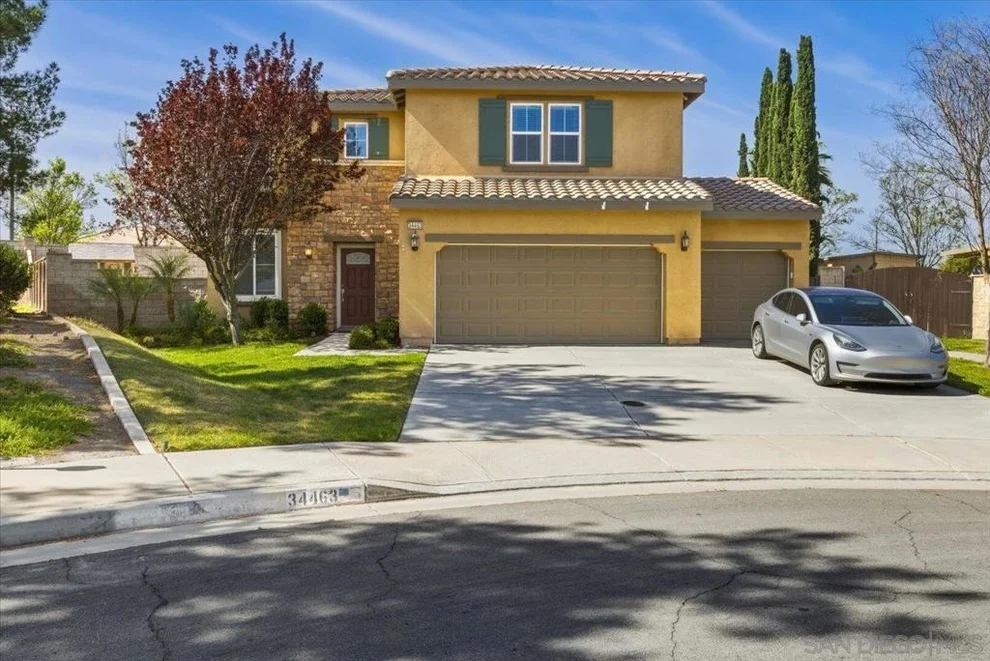Unit for sale at 34463 Hillingdon Ct, Winchester, CA 92596
