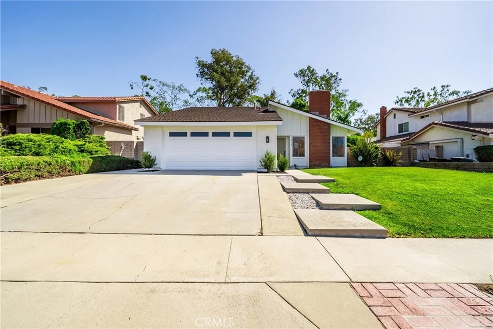 Unit for sale at 1212 Candlewood, Fullerton, CA 92833