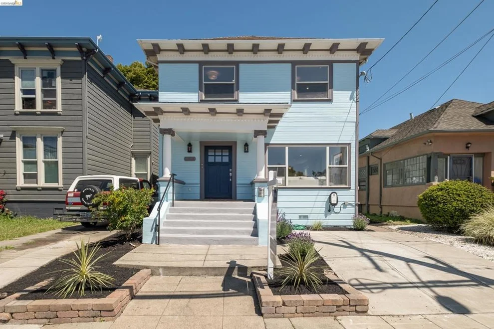 Unit for sale at 3306 West St, Oakland, CA 94608