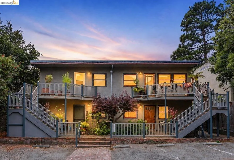 Unit for sale at 2922 Hillegass Ave, Berkeley, CA 94705-2225