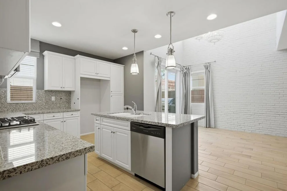 Unit for sale at 232 Paseo Gusto, Palm Desert, CA 92211