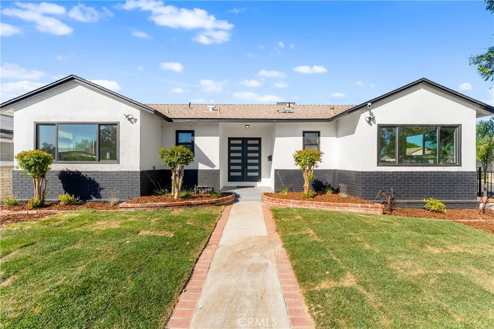 Unit for sale at 8908 8910 Lev Avenue, Arleta, CA 91331