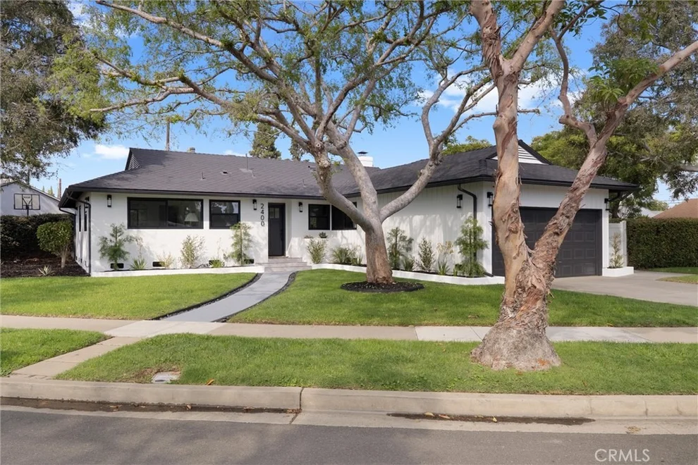 Unit for sale at 2400 Terraine, Long Beach, CA 90815
