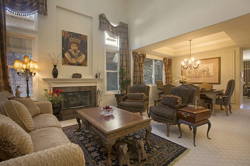 Unit for sale at 1337 Caminito Balada, La Jolla, CA 92037