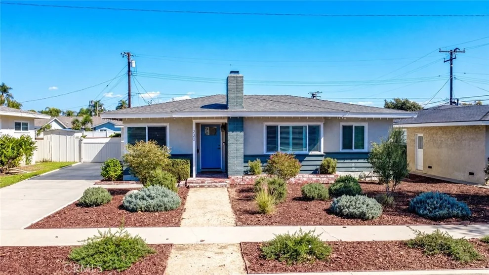 Unit for sale at 220 Stanford Street, La Habra, CA 90631