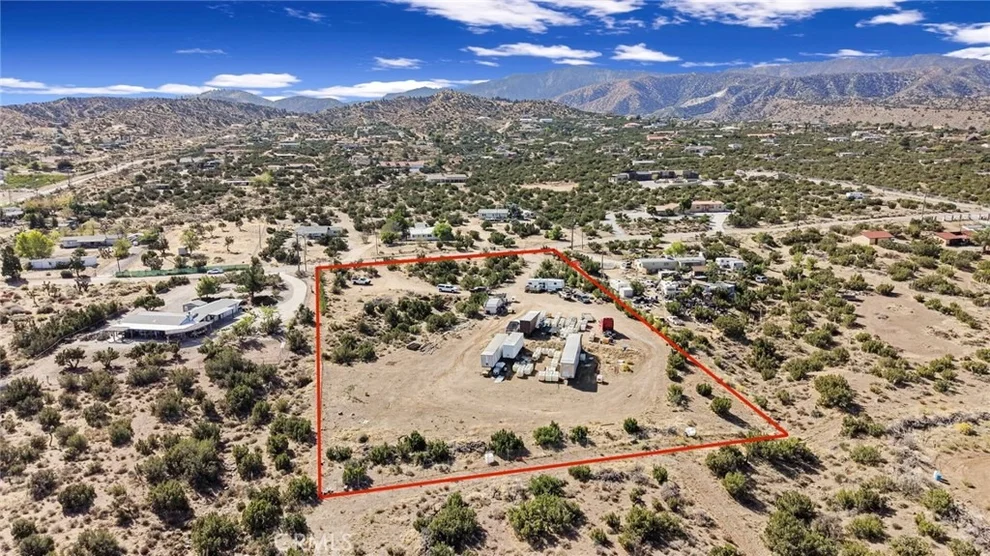 Unit for sale at 2986 Sunnyslope, Pinon Hills, CA 92372