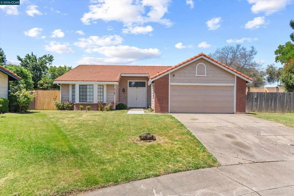 Unit for sale at 3167 Osuna Way, Sacramento, CA 95833