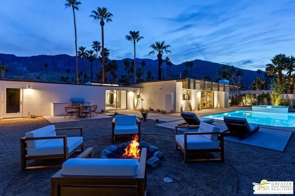 Unit for sale at 2020 S Navajo Drive, Palm Springs, CA 92264