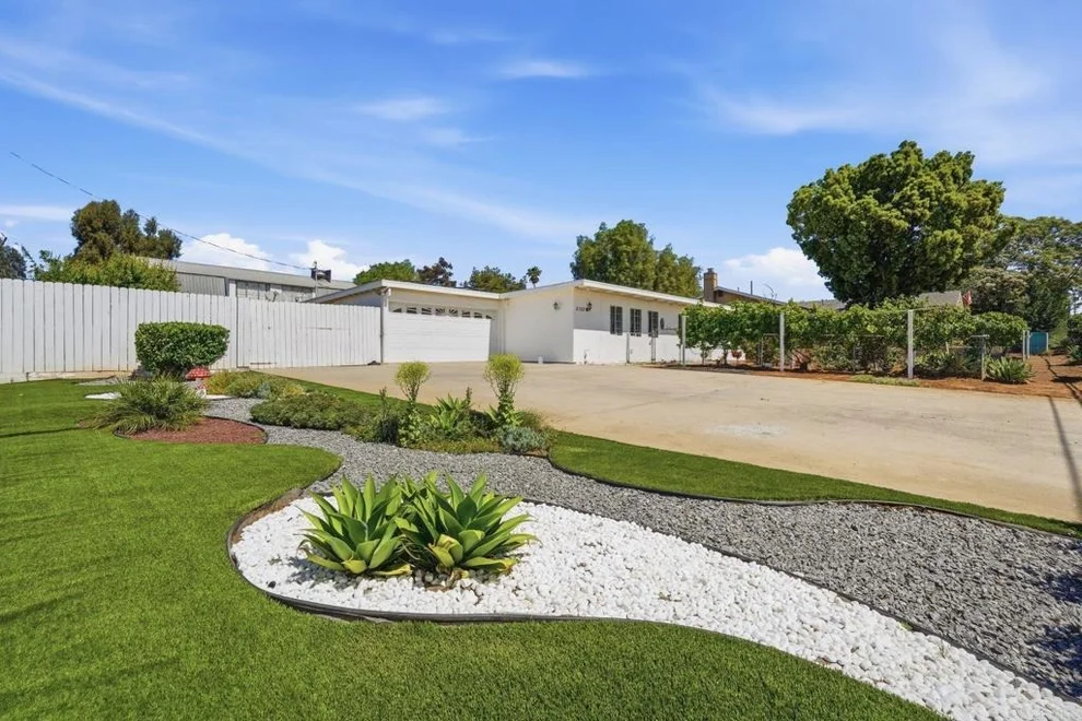 Unit for sale at 2152 Oak Hill Drive, Escondido, CA 92027