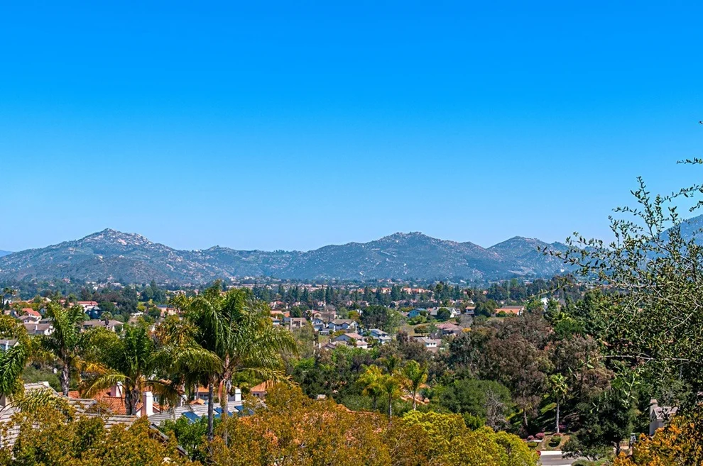 Unit for sale at 17793 Arawak Ct, San Diego, CA 92127