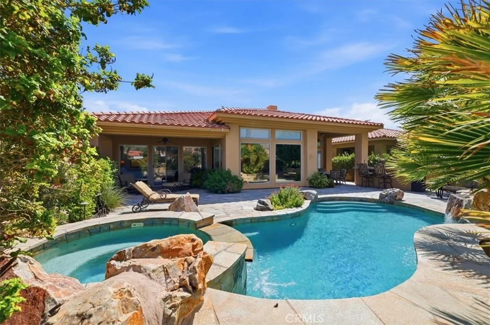 Unit for sale at 57211 Medinah, La Quinta, CA 92253