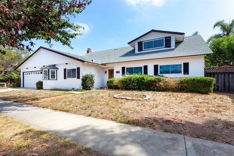 Unit for sale at 3460 Woodland Way, Carlsbad, CA 92008