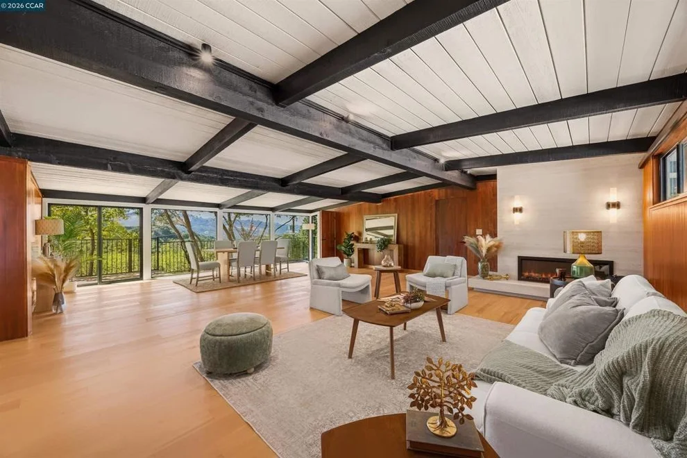 Unit for sale at 742 Miner Rd, Orinda, CA 94563