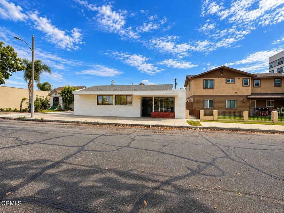 Unit for sale at 118 S B Street, Oxnard, CA 93030