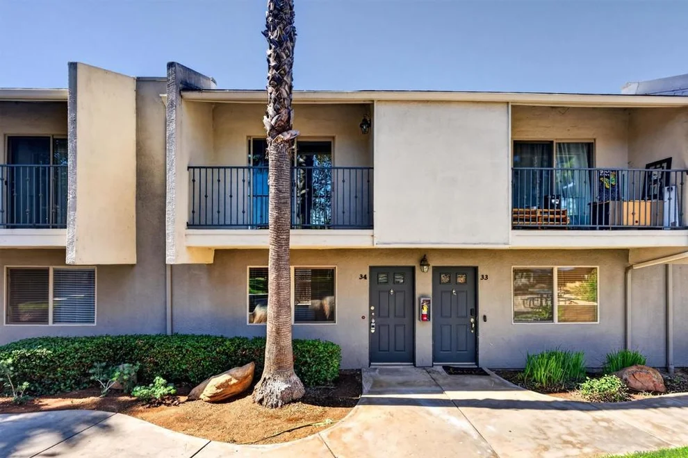 1045 Peach Avenue