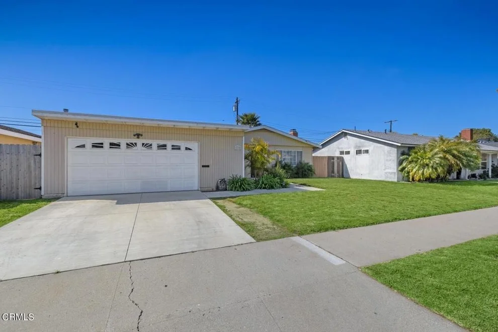 Unit for sale at 1410 Huntswood Way, Oxnard, CA 93030