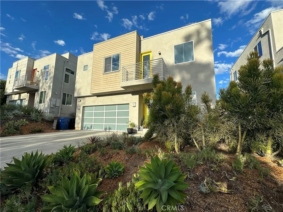 Unit for sale at 1522 N Mercury, Los Angeles, CA 90042