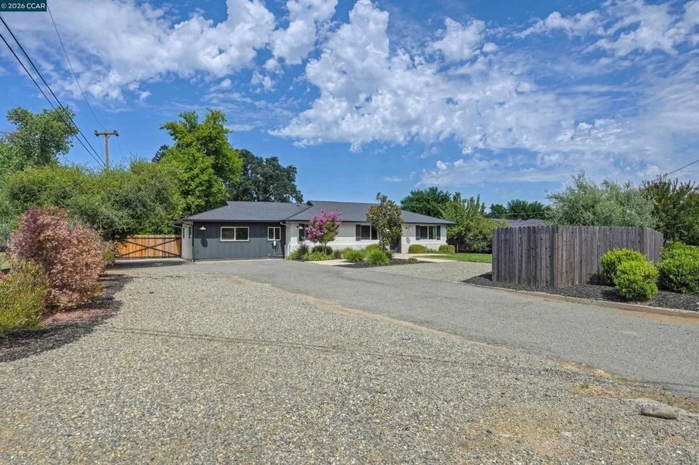 Unit for sale at 4246 Laird Rd, Loomis, CA 95650