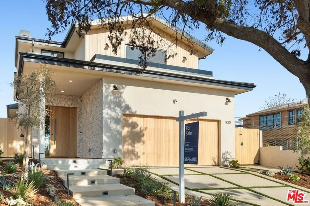 Unit for sale at 930 Embury Street, Pacific Palisades, CA 90272