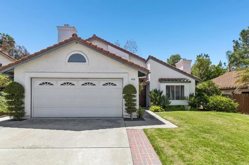 Unit for sale at 1968 Paseo Del Rey, Vista, CA 92084