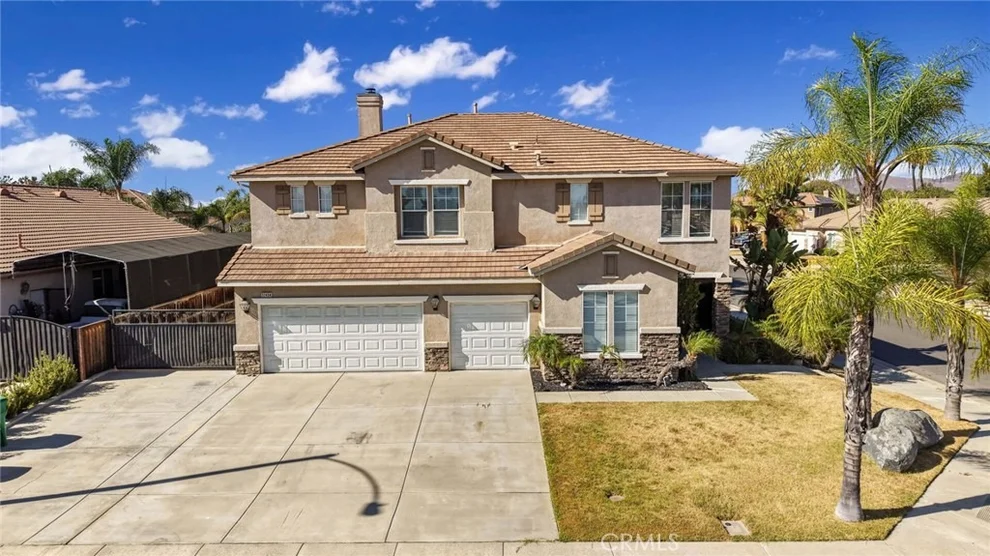 Unit for sale at 32434 Jardin Court, Winchester, CA 92596