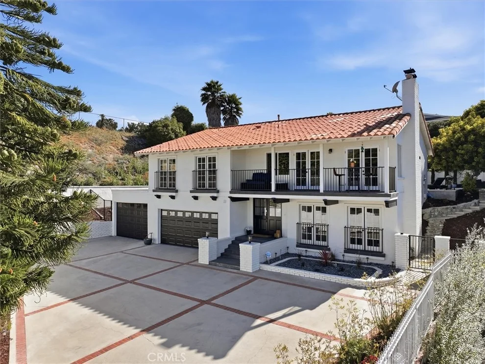 Unit for sale at 27517 Littlewood Drive, Rancho Palos Verdes, CA 90275