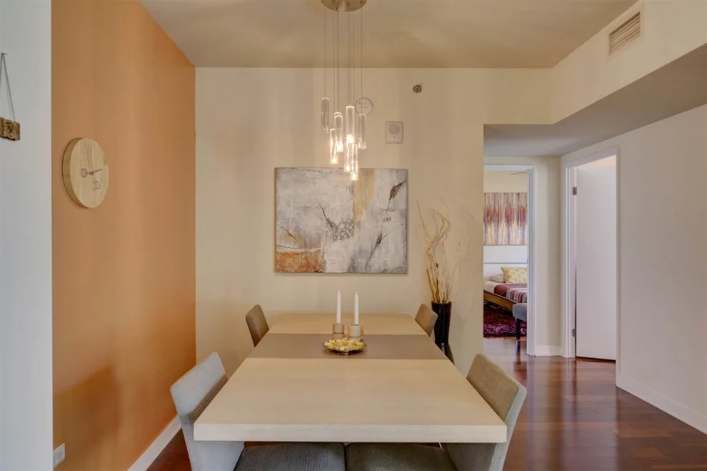 Unit for sale at 425 W Beech St, San Diego, CA 92101