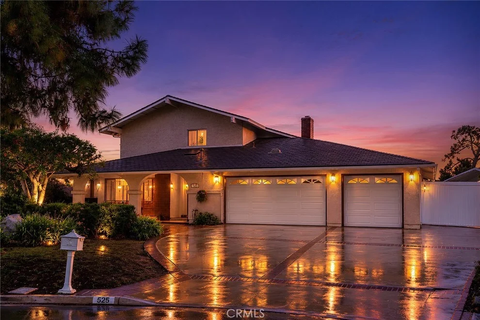 Unit for sale at 525 Via Codo, Fullerton, CA 92835