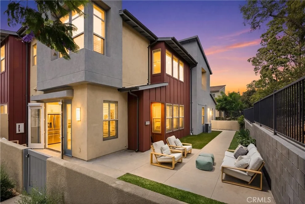 Unit for sale at 200 Alienta Lane, Rancho Mission Viejo, CA 92694