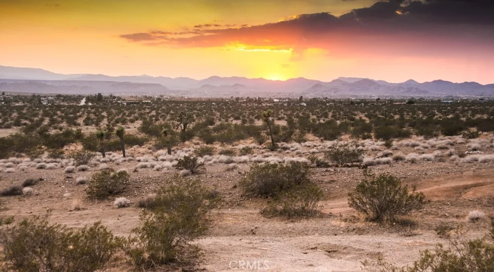 Unit for sale at 58459 Starlight Mesa Road, Yucca Valley, CA 92284