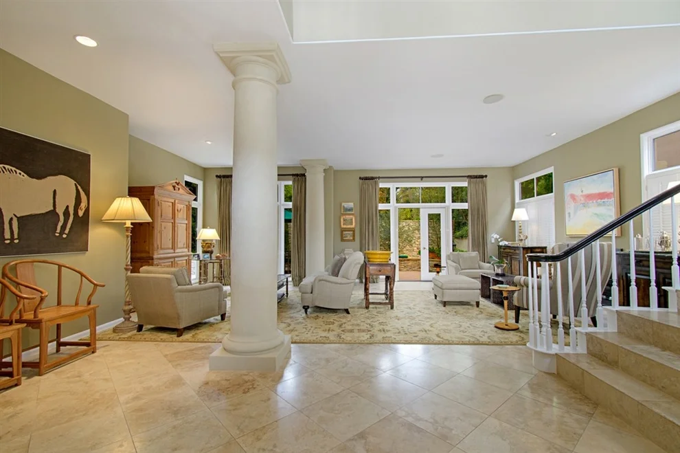 Unit for sale at 9712 Claiborne Square, La Jolla, CA 92037