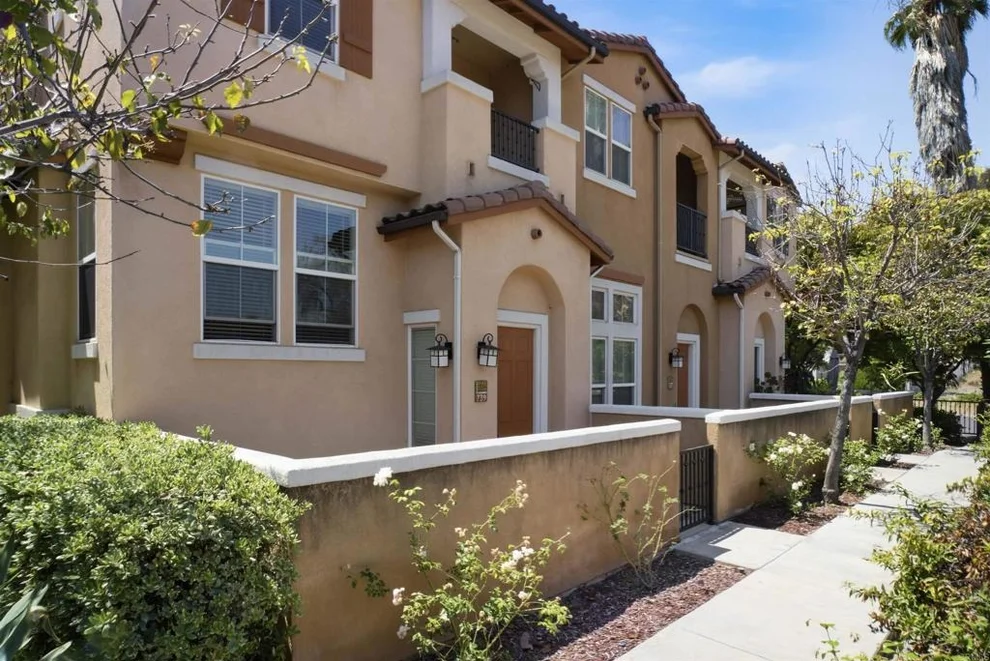 Unit for sale at 739 Mariposa, National City, CA 91950