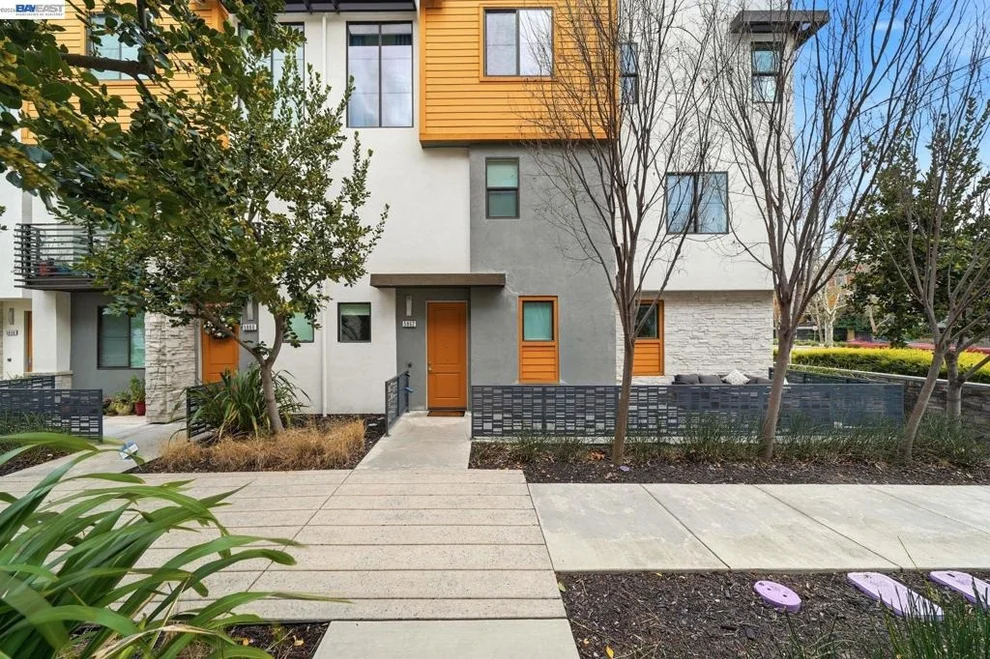 Unit for sale at 5862 Cadence Ave, Dublin, CA 94568