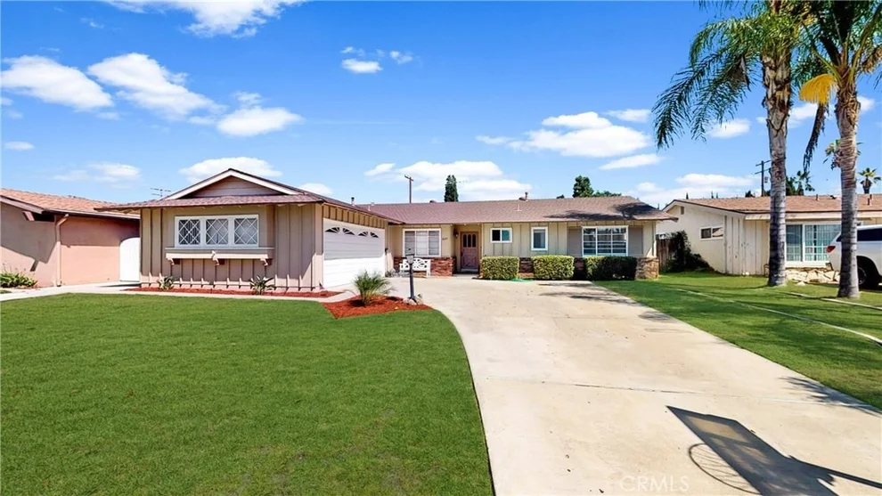 Unit for sale at 1661 W Palais Road, Anaheim, CA 92802