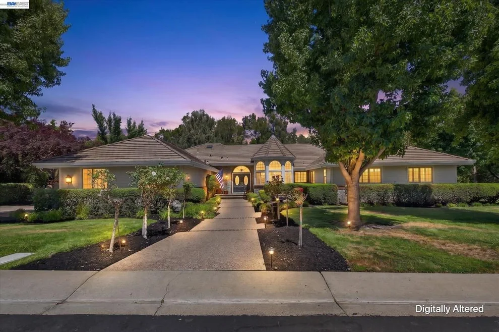 Unit for sale at 7905 Sawgrass Ct, Pleasanton, CA 94588