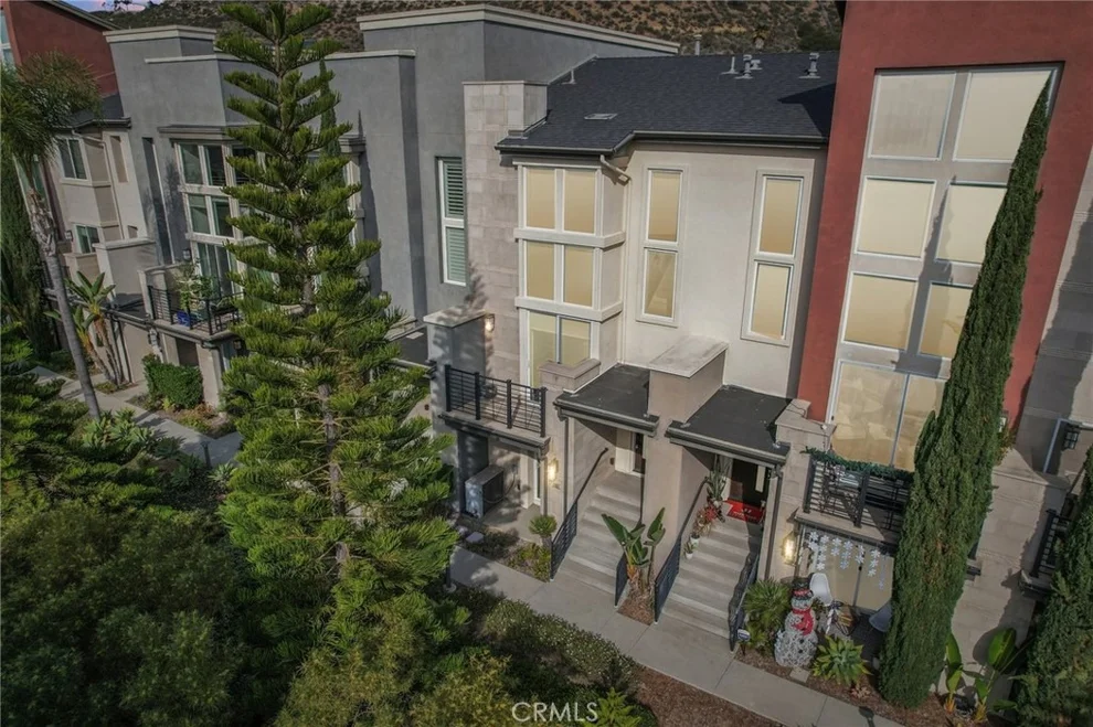 Unit for sale at 7887 Stylus, San Diego, CA 92108