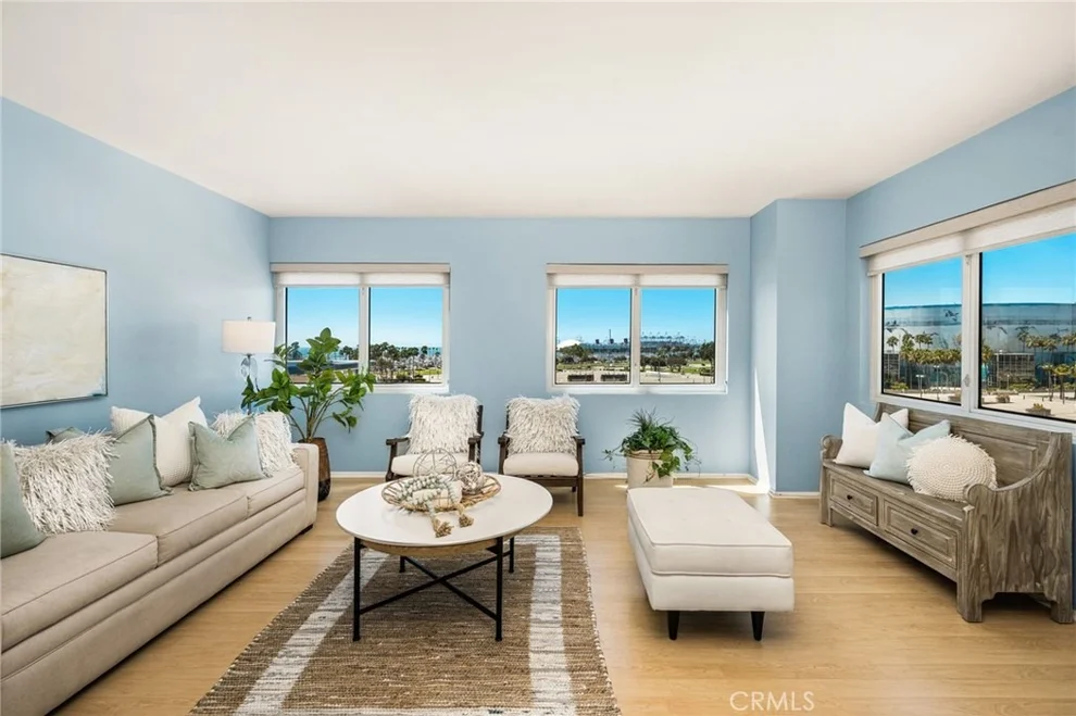 Unit for sale at 525 E Seaside, Long Beach, CA 90802