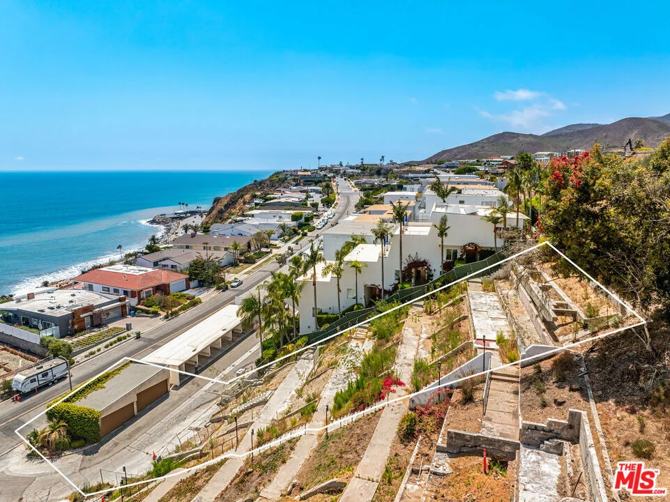 Unit for sale at 18133 Coastline Drive, Malibu, CA 90265