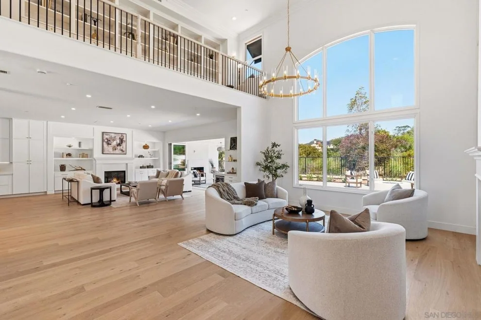 Unit for sale at 8164 Pale Moon, San Diego, CA 92127