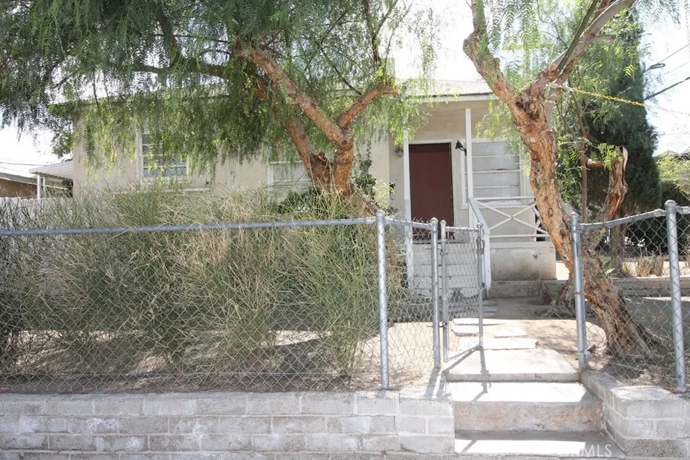 Unit for sale at 100 E Desert View, Barstow, CA 92311