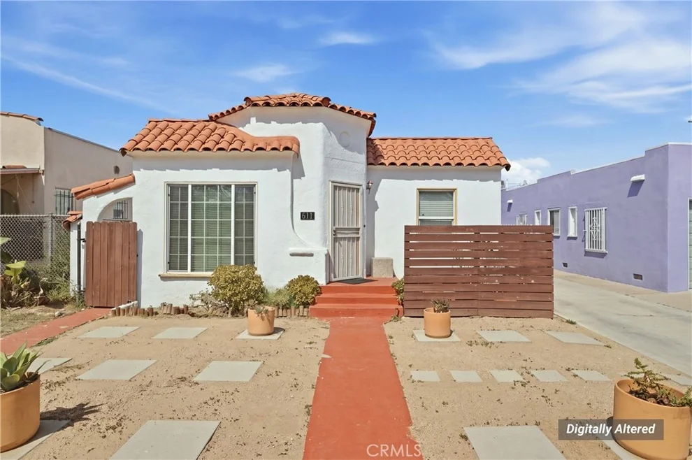 Unit for sale at 611 W 110th, Los Angeles, CA 90044