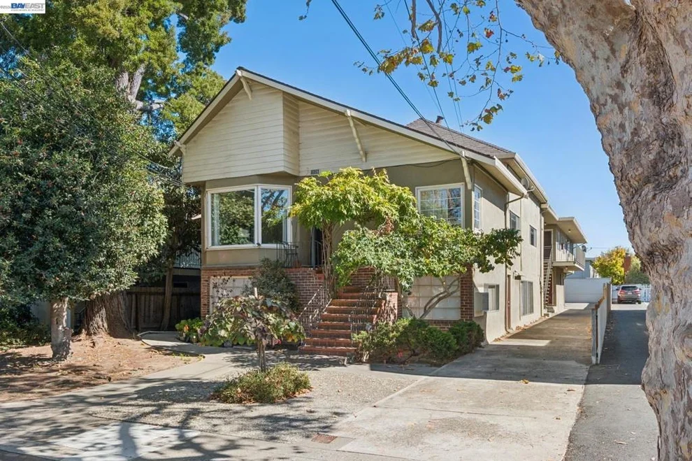 Unit for sale at 1526 Verdi St, Alameda, CA 94501