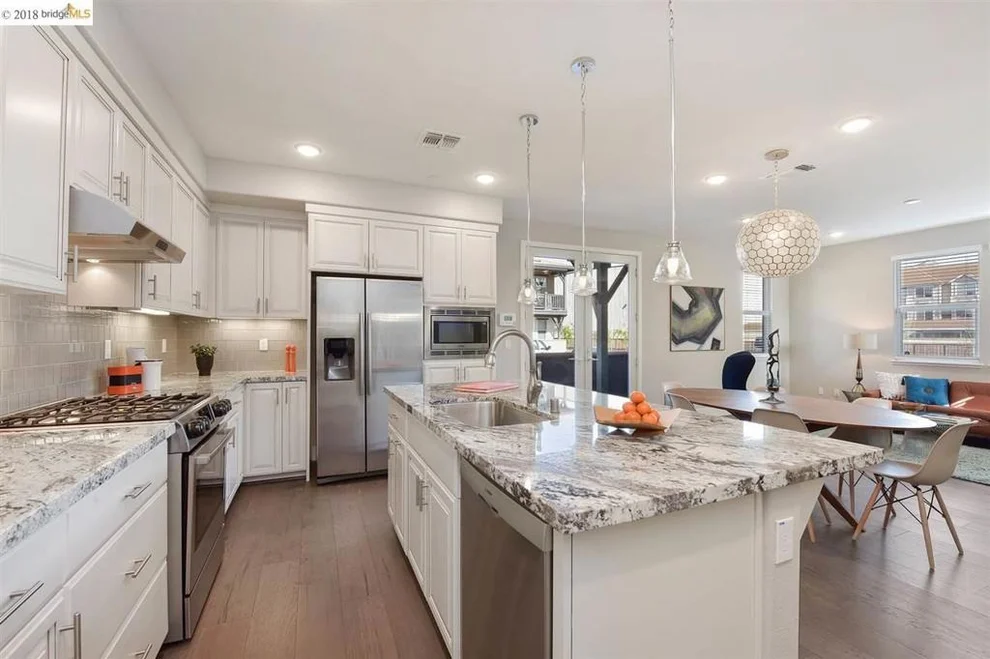 Unit for sale at 478 Diller St, Alameda, CA 94501