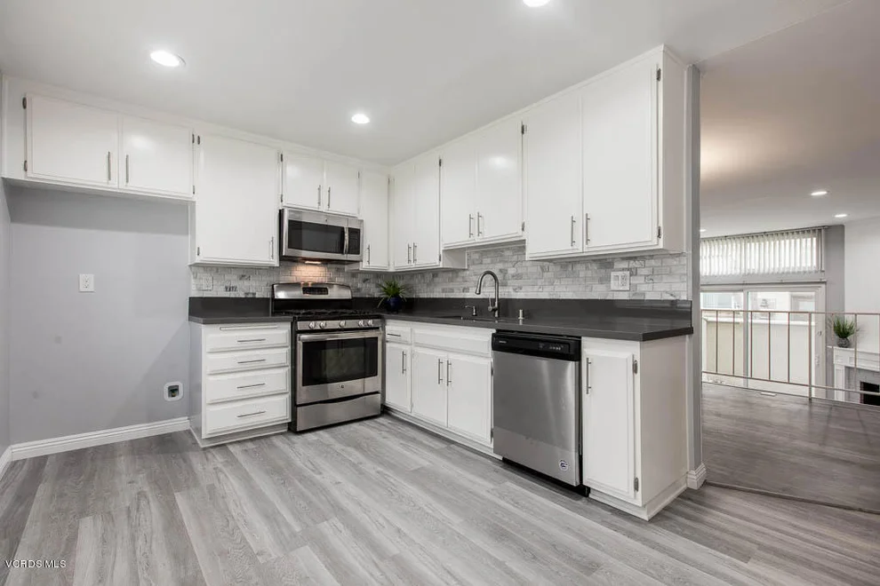Unit for sale at 21901 Lassen Street, Chatsworth, CA 91311