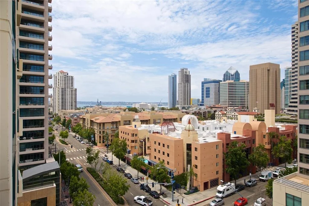 Unit for sale at 555 Front St, San Diego, CA 92101