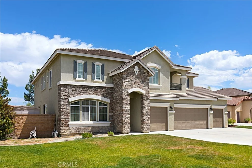 Unit for sale at 33548 Blue Water Way, Temecula, CA 92592