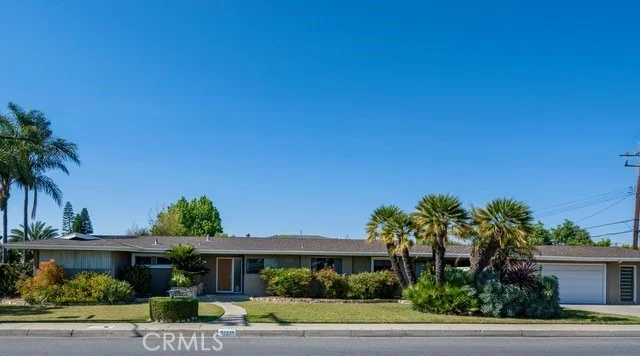Unit for sale at 9721 Orangewood, Garden Grove, CA 92841