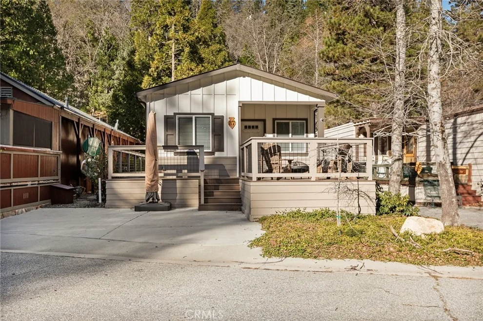 Unit for sale at 27500 St Hwy 189, Lake Arrowhead, CA 92352