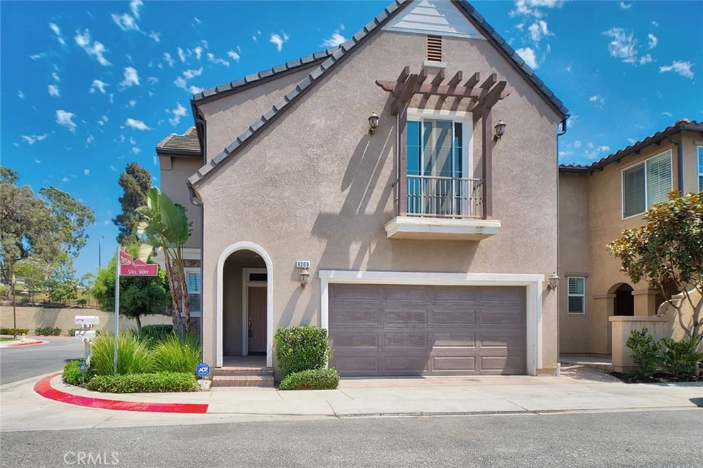 Unit for sale at 9200 S Vail Way, Inglewood, CA 90305