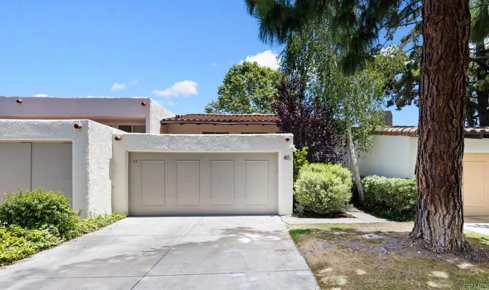 Unit for sale at 45 Oaktree Ln, Rolling Hills Estates, CA 90274